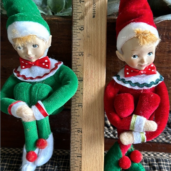 Holiday Christmas elves - knee huggers - set of 2 - Picture 3 of 5